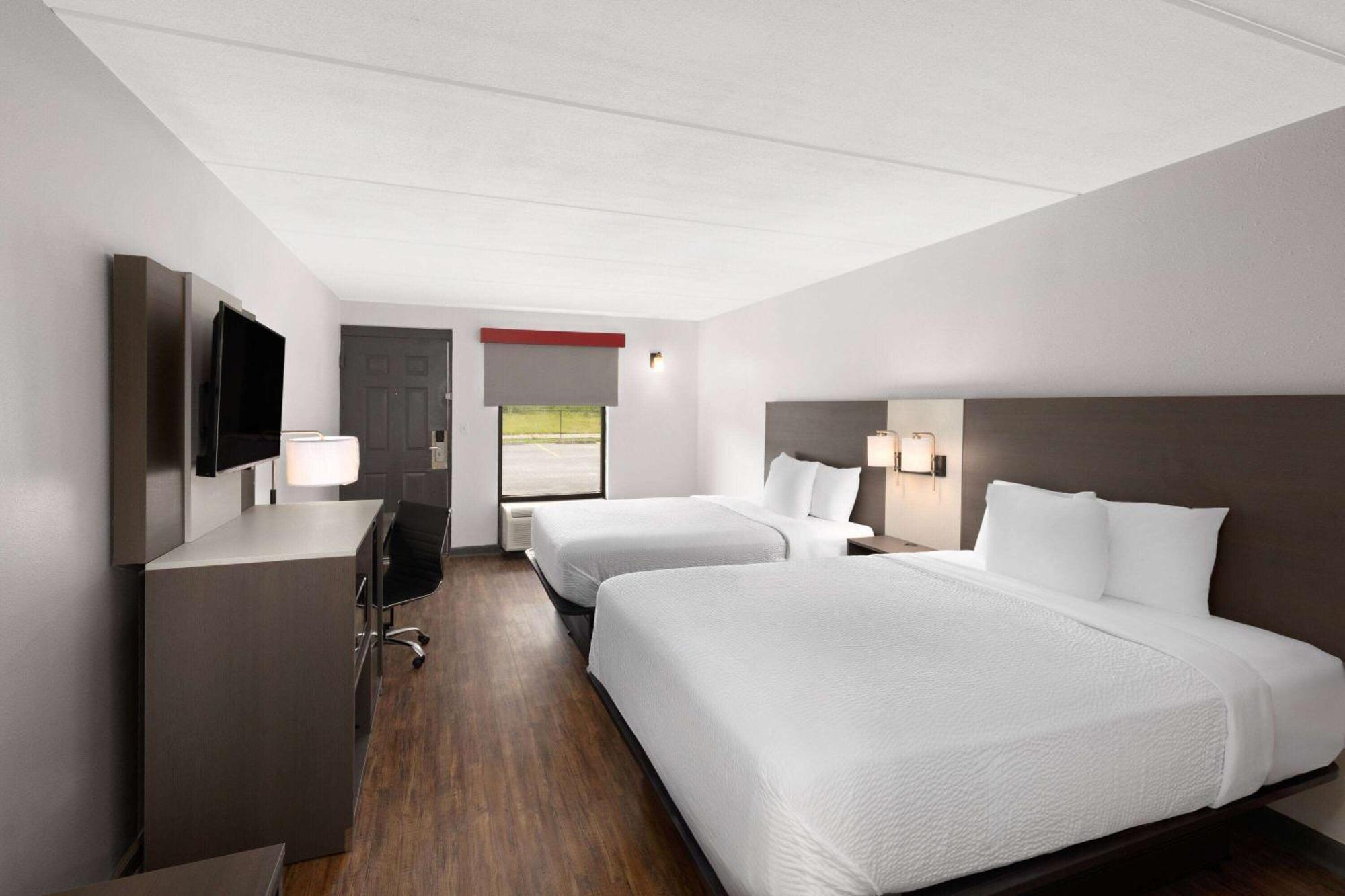 Ramada By Wyndham Bainbridge Hotell Eksteriør bilde