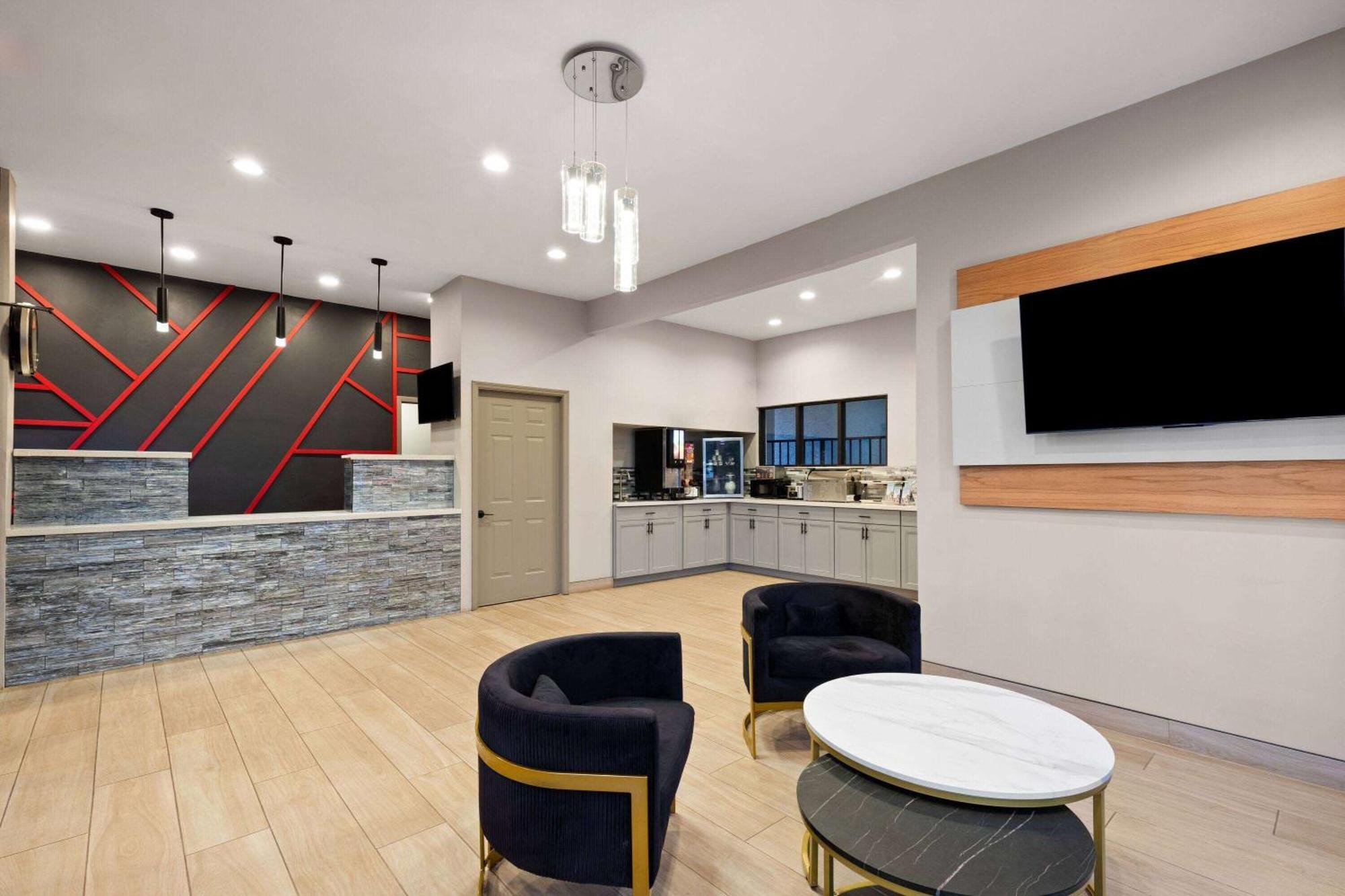 Ramada By Wyndham Bainbridge Hotell Eksteriør bilde